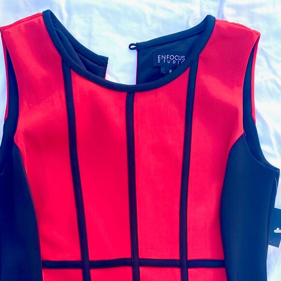 Red and Black Pencil Dress - Picture 5 of 5